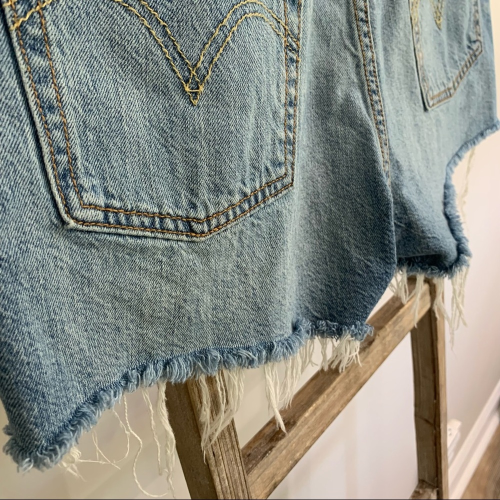 Levi’s 501 Button Fly  Distressed Denim Cutoff Jean Short Patchwork Size… - Picture 10 of 13